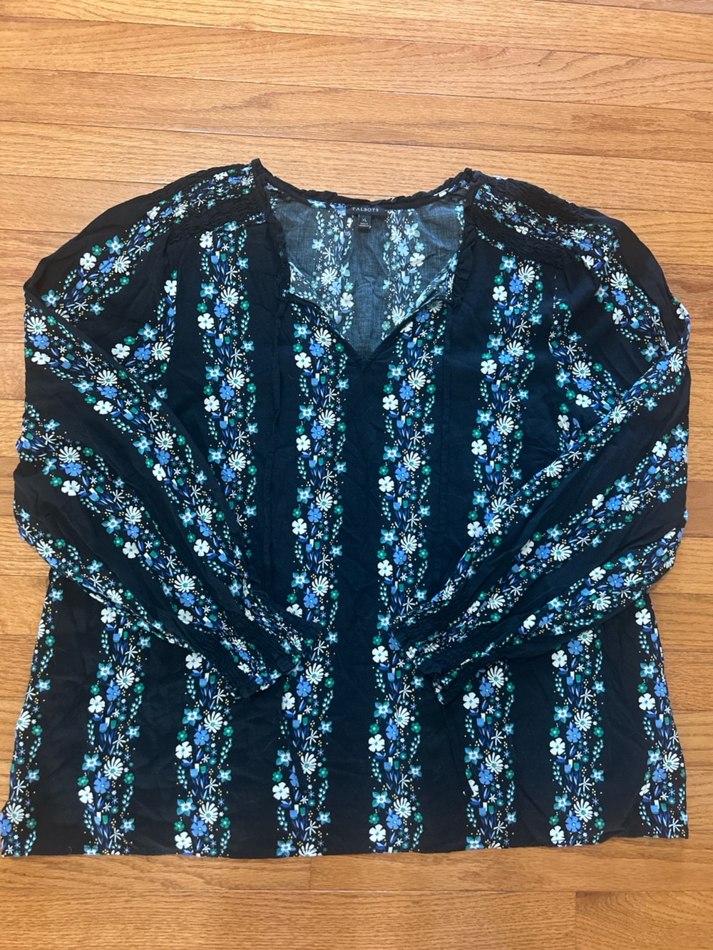 Talbots Blouse Women’s Size XL Black Floral Peasant Top Long Sleeve Smocked